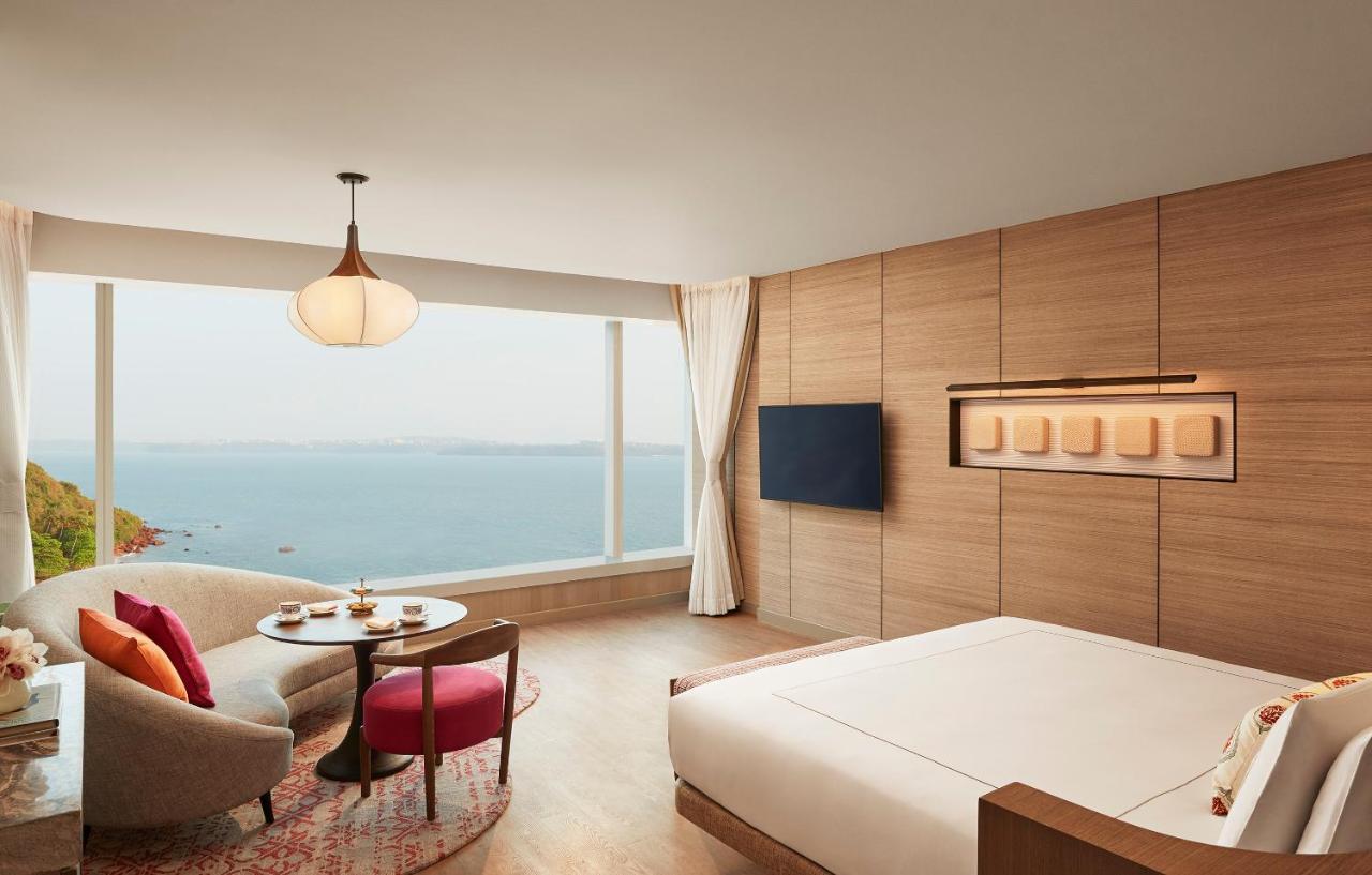 Taj Cidade De Goa Horizon, Goa Panaji Exterior photo A room at the hotel